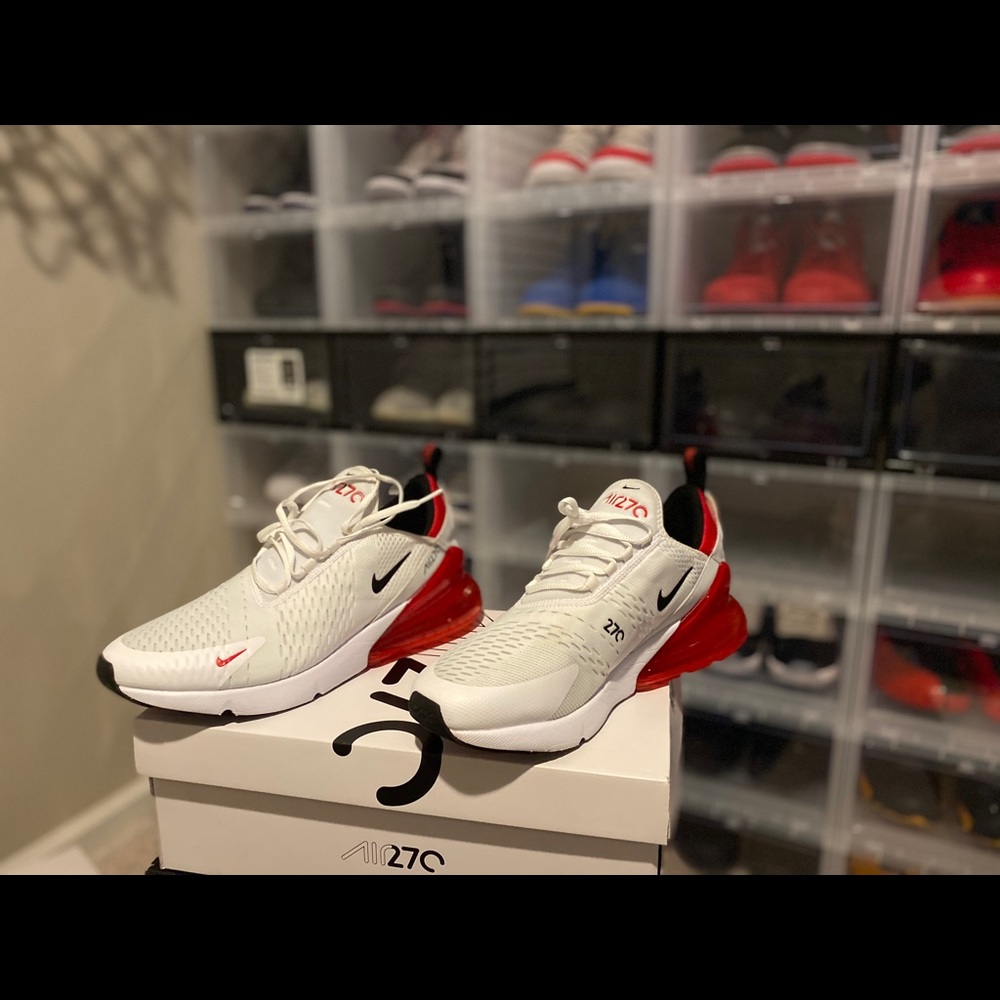 Nike 270